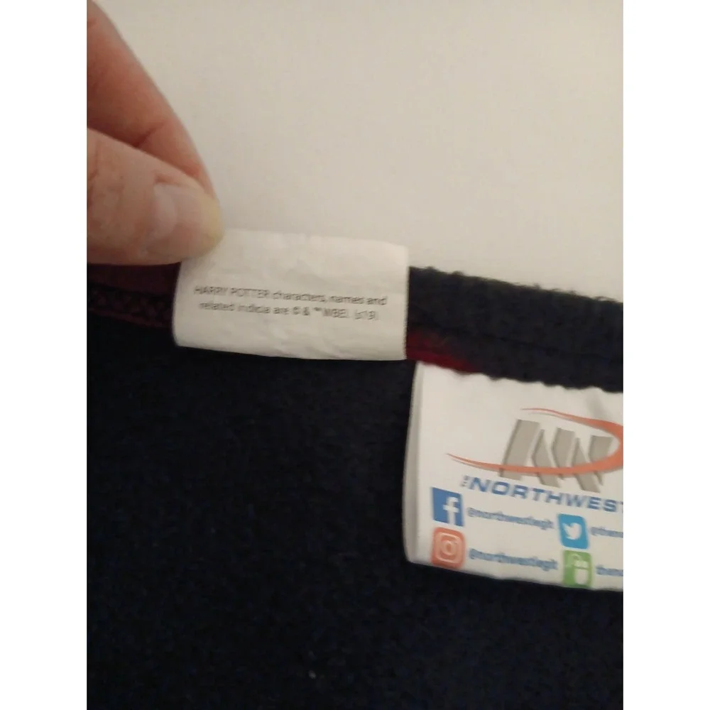 Northwest Harry Potter Gryffindor Wearable Cape/ Throw‎ Blanket